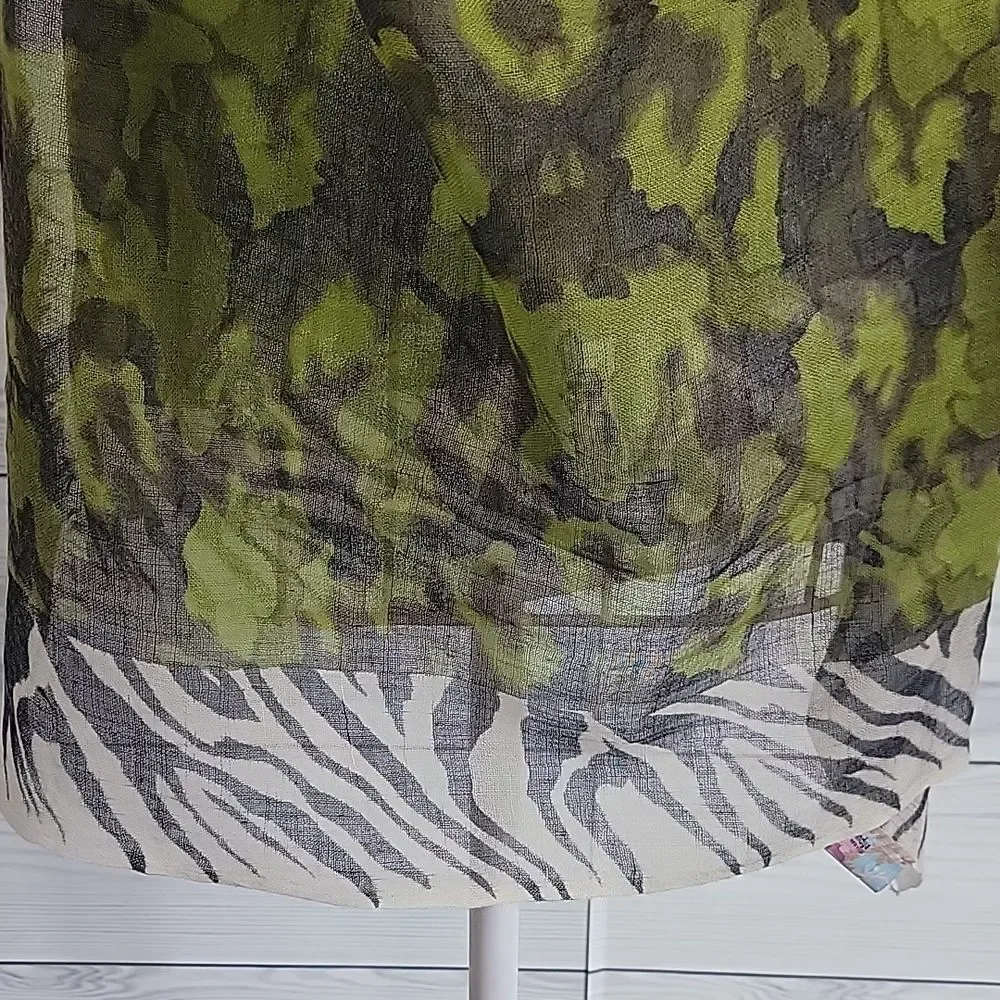 Bindya New York Scarf Green and Black Camouflage Women's 76
